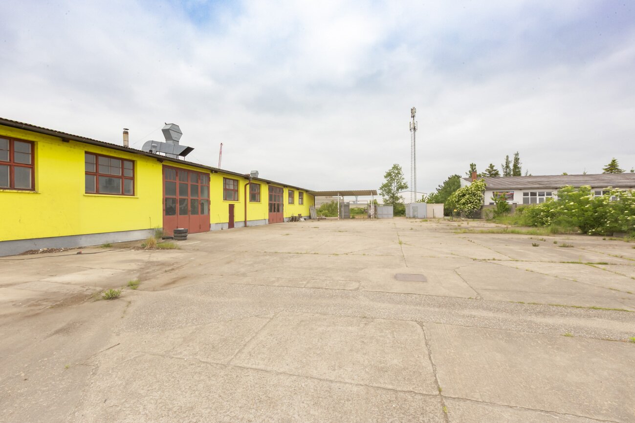 Kupferschmiedgasse – 5.919,00m2 großes Gewerbeobjekt mit Lagerhalle und Büro, 2201 Hagenbrunn, Halle
