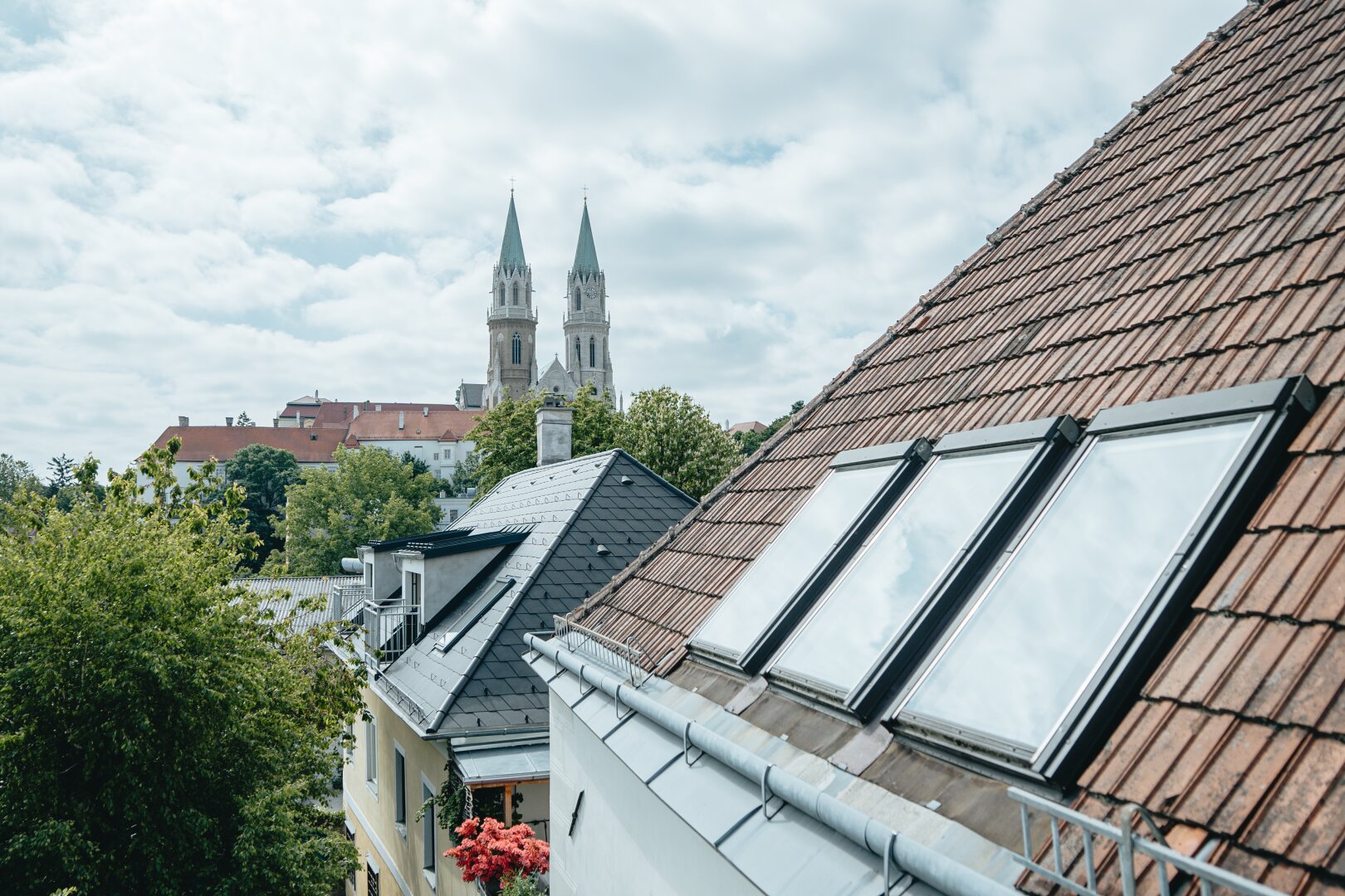 Stadtplatz – 5 Zimmer DG-Maisonette mit 2 Terrassen und Parkplatz, 3400 Klosterneuburg, Wohnung